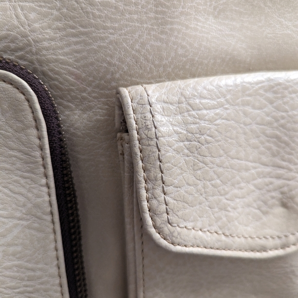 Matt & Nat Expandable Cream Tote Satchel - Picture 4 of 10